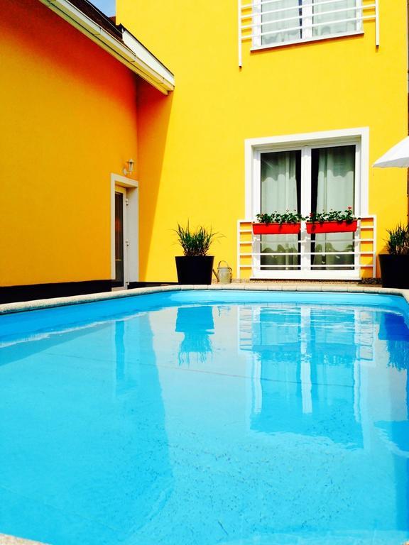 Villa Sipeky Senec Dış mekan fotoğraf