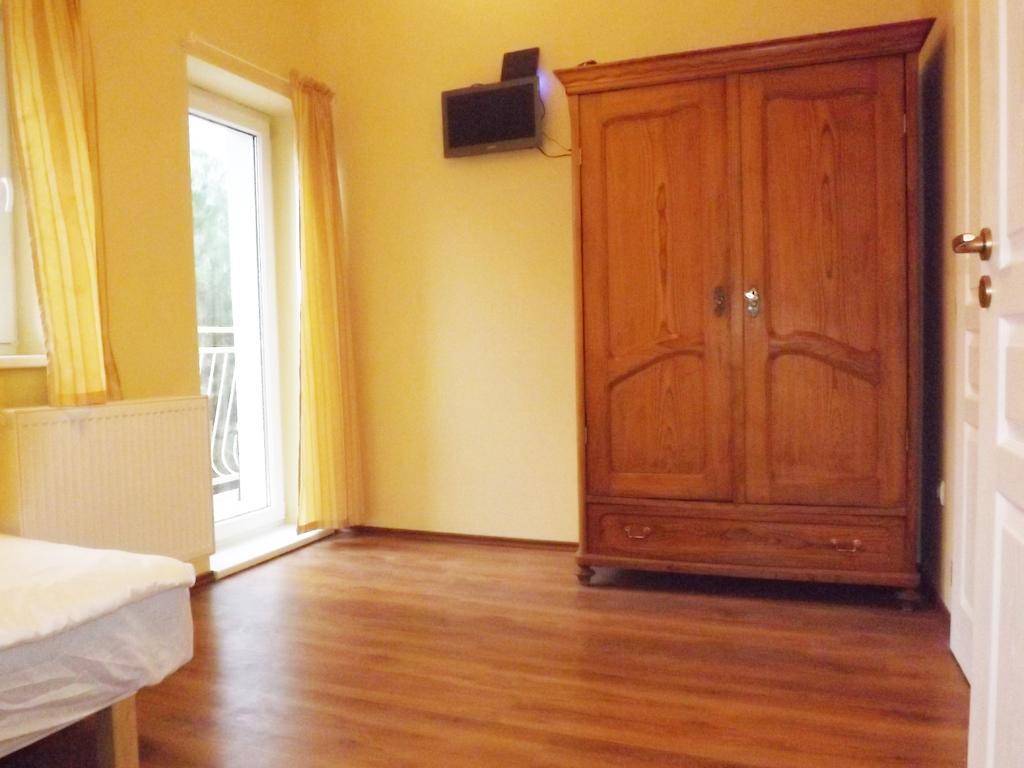 Villa Sipeky Senec Oda fotoğraf